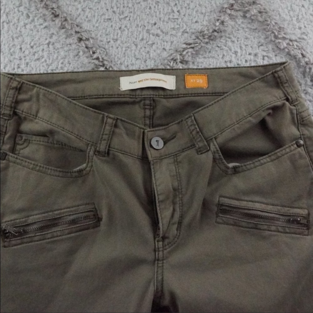 Pilcro and the Letterpress ankle zip jeans - Picture 3 of 11